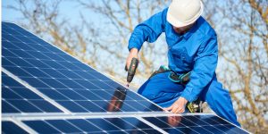 Installation Maintenance Panneaux Solaires Photovoltaïques à Roupy